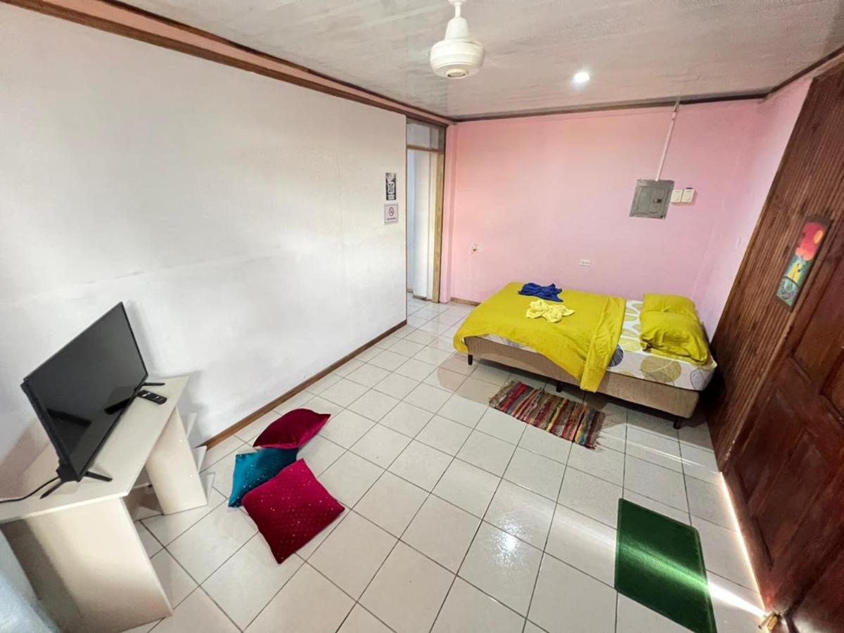 Mochis Apartment เกโปส ภายนอก รูปภาพ
